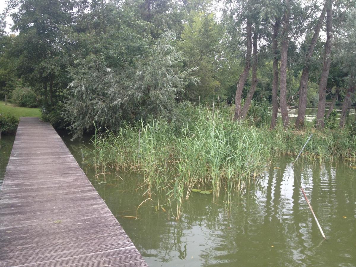 Lake Park Berlare Kültér fotó